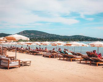 Le Suffren Hôtel - Grimaud - Plage