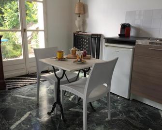 La maison du lac - Auvers-sur-Oise - Comedor