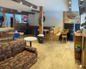 Gite touristique eaux bons vievents - Lac-Bouchette - Lobby