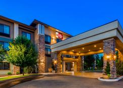 Best Western Plus Dayton Hotel & Suites - Dayton - Gebouw
