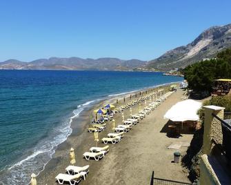 Plaza Hotel - Masouri - Beach