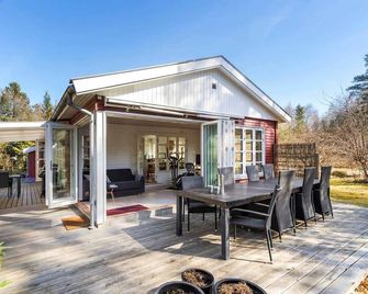 84300-Ebeltoft-Bogfinkevej-17 - Ebeltoft - Patio