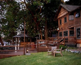 Captain Whidbey - Coupeville - Innenhof