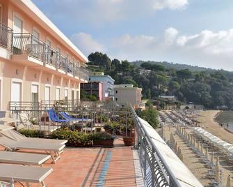 Grand Hotel Il Ninfeo - Gaeta - Balcone
