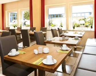 Hotel garni Grundmühle - באד שאנדאו - מסעדה