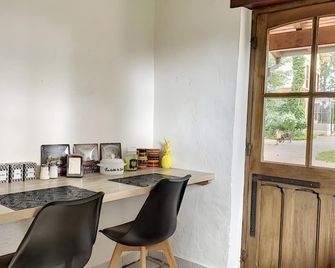 Le Chalêt La Neverdiere - Ygrande - Dining room