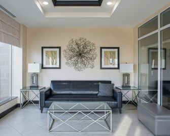 Hilton Garden Inn Jonesboro - Jonesboro - Living room