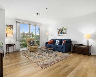 Comfortable Condo in Little Italy - San Diego - Salon