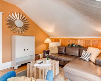 Charming Carriage House in Capital Hill - Denver - Sala de estar