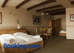 Hotel & Caffe Silesia - Frydek-Mistek - Slaapkamer
