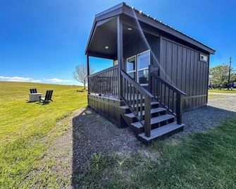 Roam Tillamook - Garibaldi - Gebäude