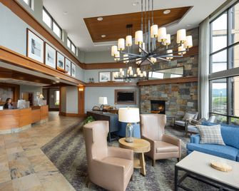 Holiday Inn Resort Lake George - Adirondack Area By IHG - Lake George - Lobby