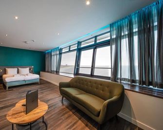 De Pier Suites - Den Haag