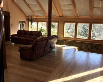 Big house lodge is a castle like house, central to RRG - Slade - Living room