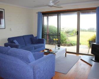 Skenes Creek Motel & Licensed Restaurant - Apollo Bay - Vardagsrum