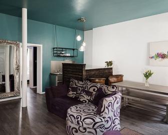 Westend Secc & Hydro - Two Bed Apt By City Living Scotland - Glasgow - Living room