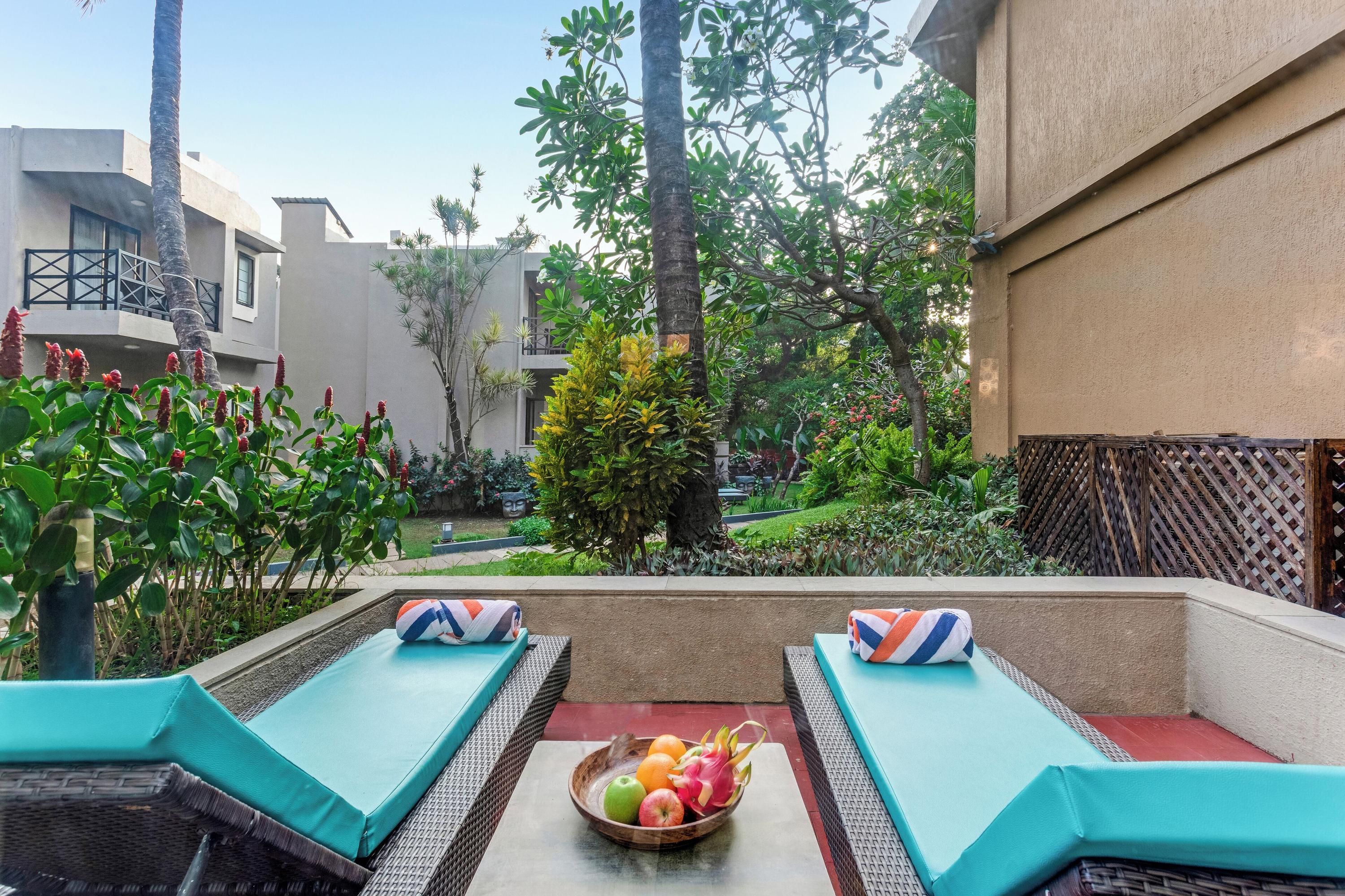 Whispering Palms Beach Resort - קנדולים