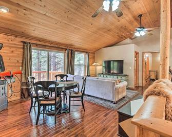 Family Game Room Spacious Overgaard Cabin - Heber-Overgaard - Comedor