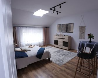 The Castle Terrace Apartment 100m2 - Ciechanów - Sypialnia