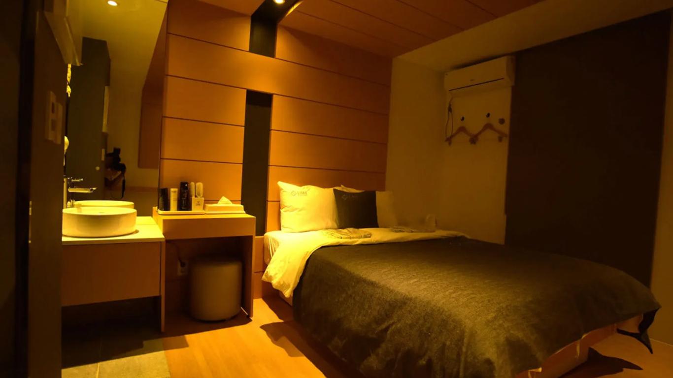 Hotel Lime