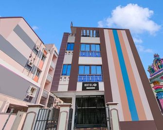Super OYO Hotel O Adarsh Nagar Near Kavya Hospital - Vishakhapatnam - Edifício