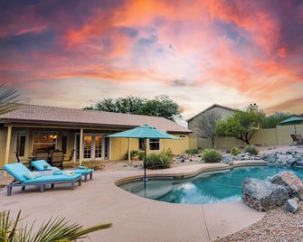 Im Star Struck! Private Pool, Fire Pit. Eclectic Style. - Phoenix - Kolam