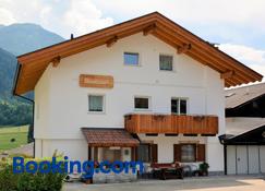 Privatpension Bergkristall - San Martino in Passiria - Bâtiment