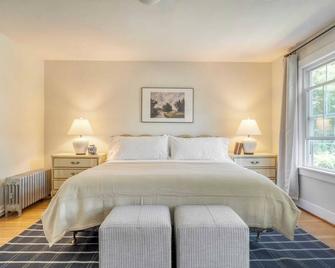 Cordelia by AvantStay Amazing Backyard 10mins from Stockbridge - Lee - Chambre