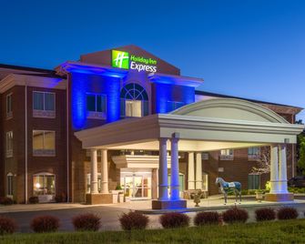 Holiday Inn Express & Suites Lexington Dtwn Area-Keeneland By IHG - Lexington - Edificio