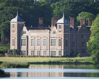 Unique space located in beautiful North Norfolk\nRelax or Explore from your door! - Norwich - Gebäude