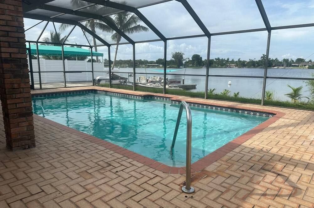 Charming room with shared bathroom in charming Miami with WiFi, air conditioning - Miami - Pool
