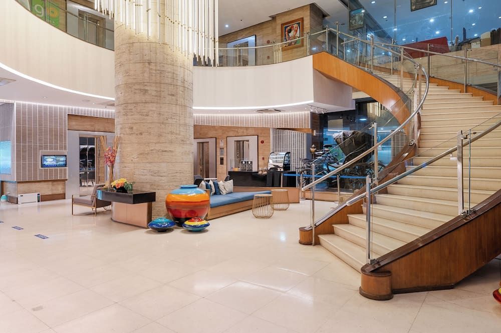 Crown Regency Hotel & Towers - סבו סיטי