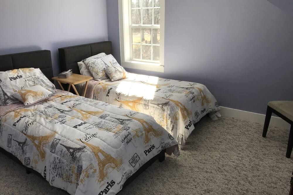 Newly renovated mountain view close to skiing and horse show - Dorset - Bedroom