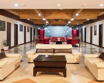 هوت ايس اي كي إنترناشونال باي باكس هوتلز - شيملا - ردهة