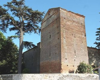 Chateau De Vallegue - Villenouvelle
