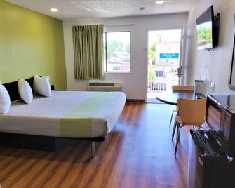 Motel 6 Fresno, Ca - Yosemite Hwy - Fresno - Bedroom