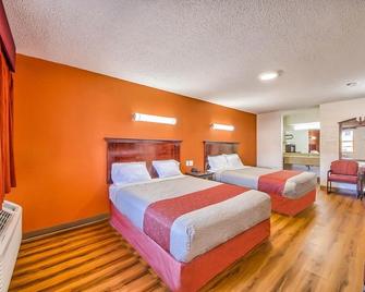 Hillcrest Inn & Suites Ozona - Ozona - Slaapkamer