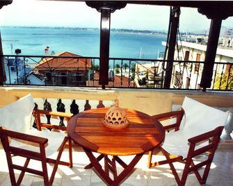 ペンション エレニ - ナフプリオン - バルコニー