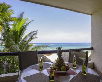 Aquatech Villas Derosa Resort - Akumal - Balcony