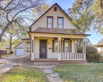 3 Mi to Golf - Beatrice Vacation Home! - Beatrice - Gebouw