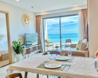 Homeaway 01the Sóng Vung Tau3brs Lux Condotel - Vung Tau - Dining room