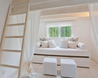Casa Blanca - Selva