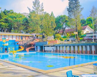Kopeng Highland Resort - Semarang - Pool