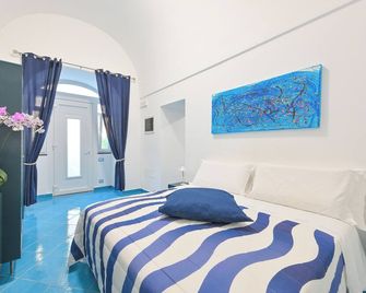 Chiaia Di Rose Rooms & Apartment - Ischia - Schlafzimmer