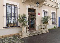 The Originals Boutique, Hôtel du Parc, Cavaillon (Inter-Hotel) - Cavaillon - Building