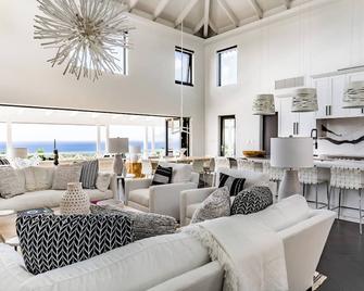 Four Seasons Resort Nevis - צ'רלסטאון (סנט קיטס אנד נביס) - טרקלין