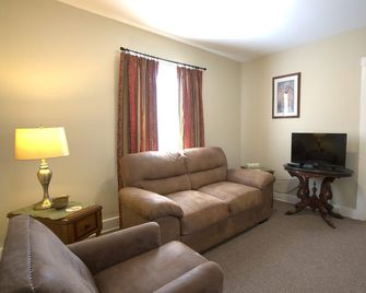 Home away from Home! - 1BR apartment in Maysville - Maysville - Sala de estar