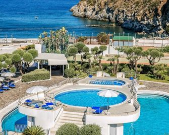 Hotel Zaro - Forio - Pool