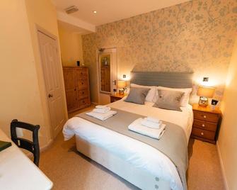 Fox And Hounds Llancarfan - Barry - Chambre