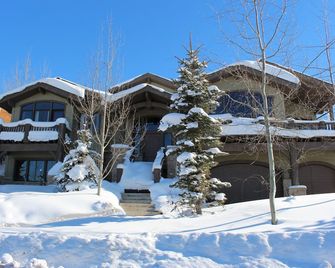 Luxury Ski Chateau, Professional Decor, Fabulous Views, Sleeps 17 In Comfy Beds! - Park City - Bâtiment